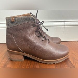 El Naturalista Brown Leather Lace Up Boot